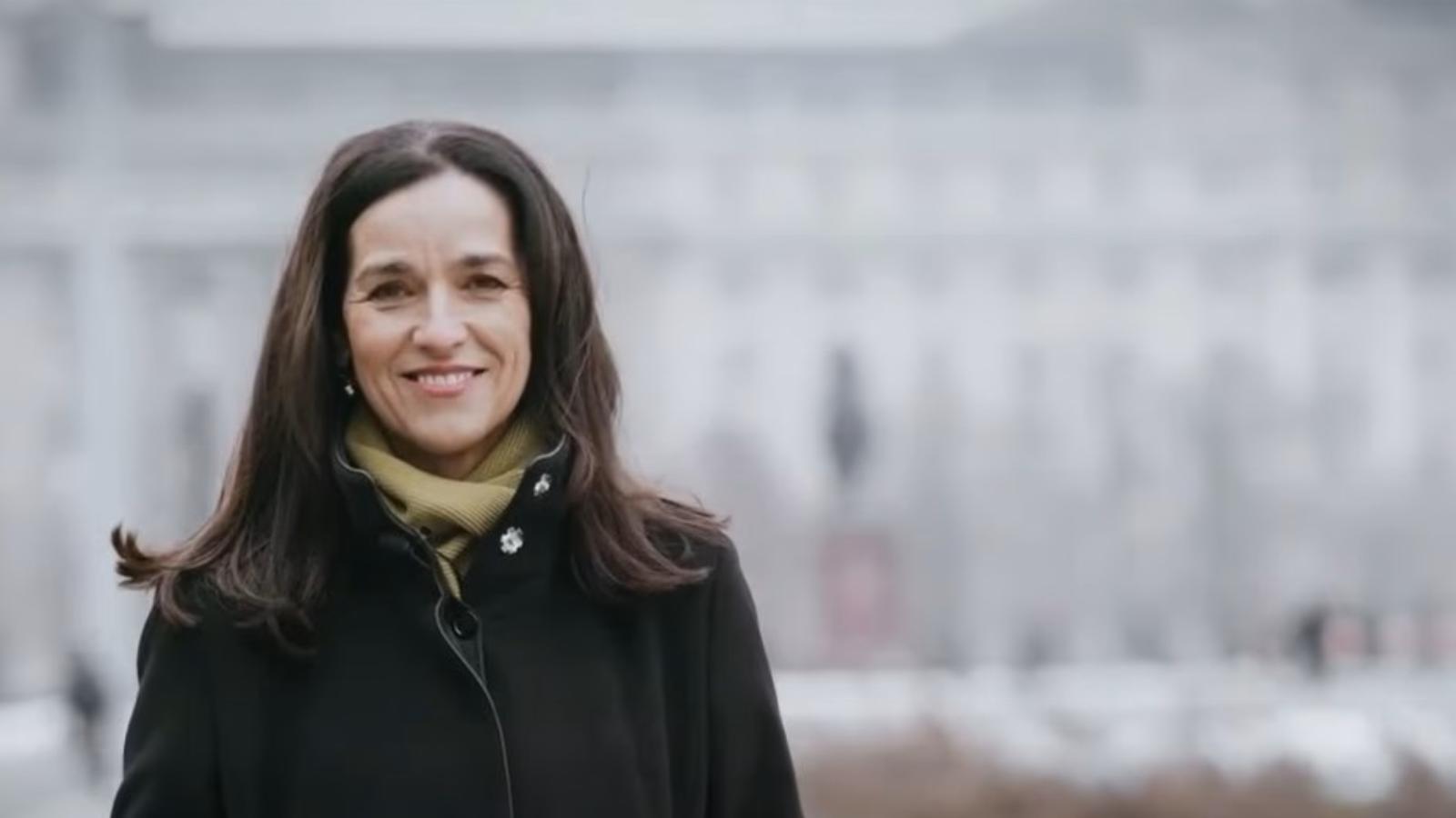 A második Orbán-kormány korábbi utazó nagykövete, Orbán Anita lesz a Tisza Párt külügyi vezetője