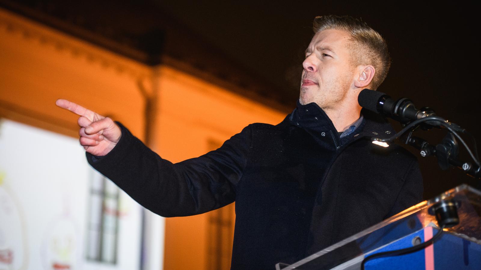 Magyar Péter: A Fidesz úgy sorosozza Orbán Anitát, hogy 2020‑ban még NATO‑vezetőnek akarta jelölni