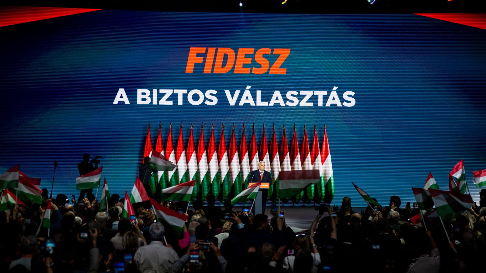 Kétszámjegyű Fidesz-előnyt mér a Tisza Párttal szemben a Magyar Társadalomkutató