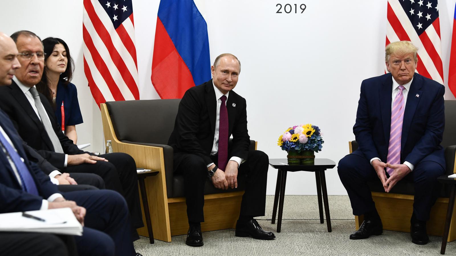 Vlagyimir Putyin tolmácsa volt a választások miatt Magyarországra érkező EBESZ-delegáció egyik tagja