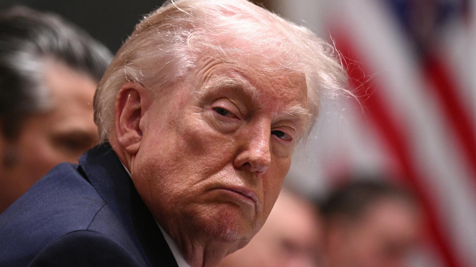 Donald Trump vészhelyzetet hirdetett Kuba miatt