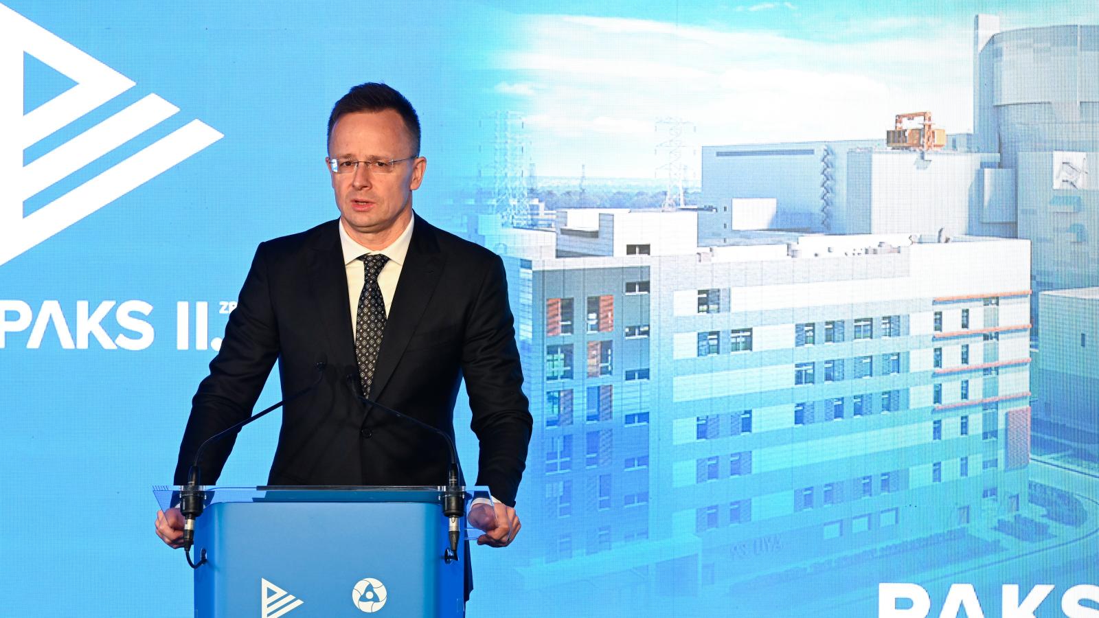 Szijjártó Péter bejelentette, Paks 2 már jogilag és gyakorlatilag is építés alatt álló atomerőműnek minősül