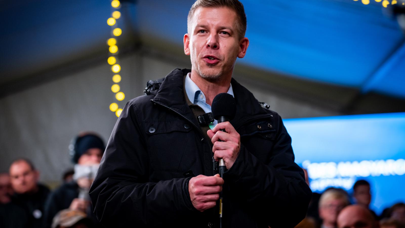 Magyar Péter petíciót indít, hogy több külképviseleten lehessen szavazni