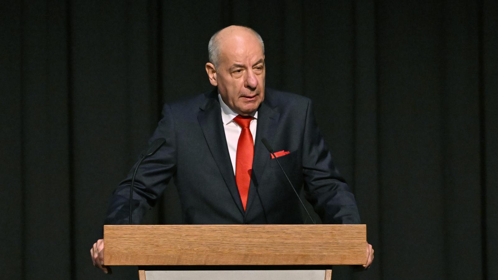 Sulyok Tamás hivatala előbb mellébeszélt, majd elnémult, amikor az Orbán-kormány jogállam alapjait sértő rendeletéről kérdezték