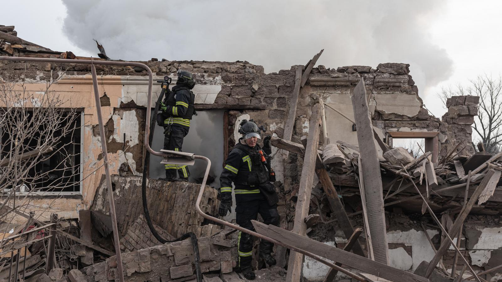 Kelet-Ukrajnát támadták az oroszok, egy 11 éves kislány és az édesanyja is életét vesztette