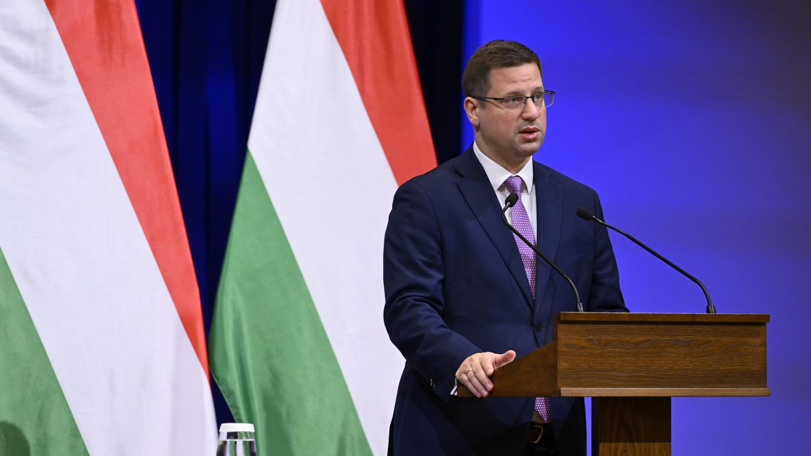 Samsung SDI: Gulyás Gergely szerint nyílt hazugság, hogy a vita lett volna Orbán-kormányban