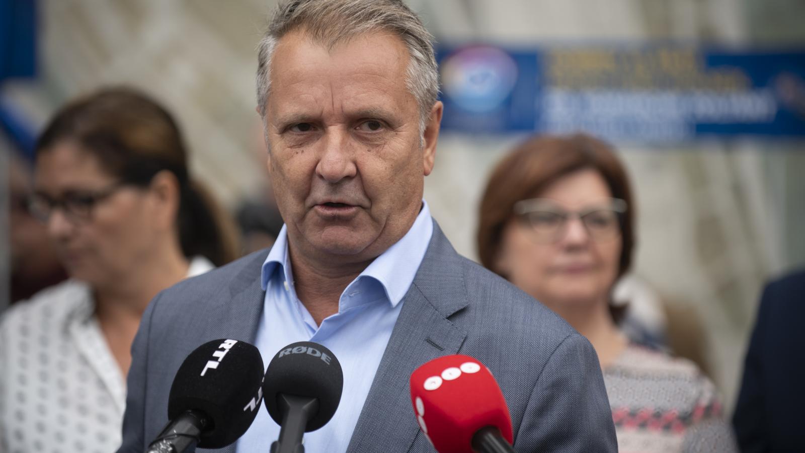 Balesetet szenvedett Molnár Gyula, súlyos az állapota