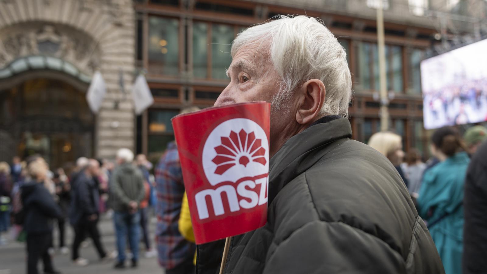 Az MSZP elnöksége azt javasolja, hogy a párt ne induljon a parlamenti választáson