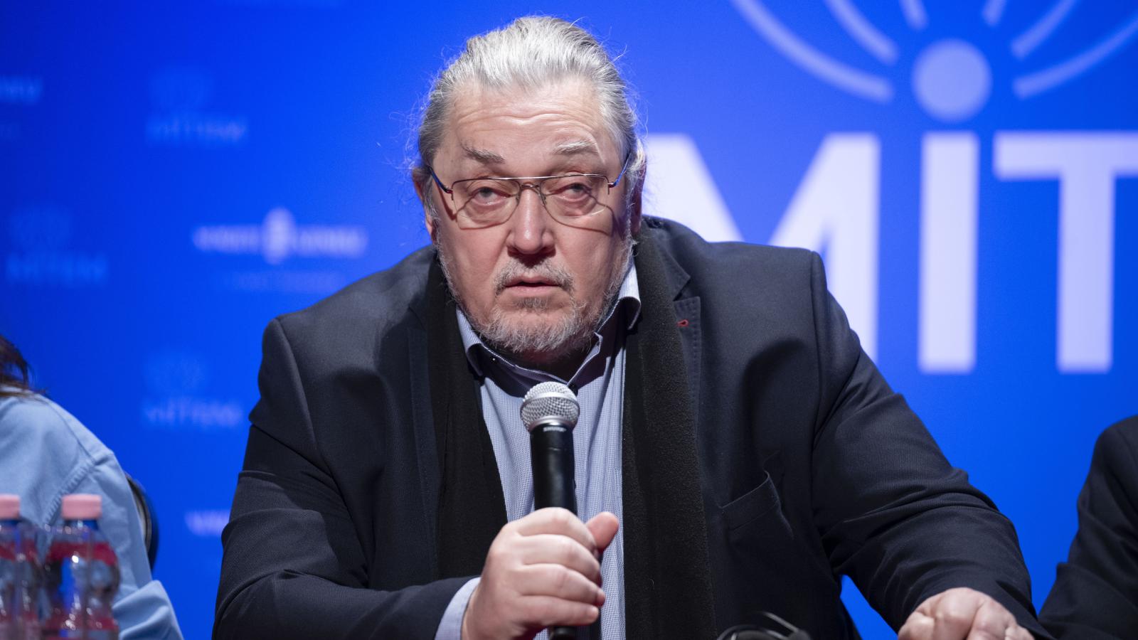 Vidnyánszky Attila: Nyugatról egyre nehezebb vendégelőadást hívni, az ottani előadások gyakran politikai harcszíntérré teszik a színházat