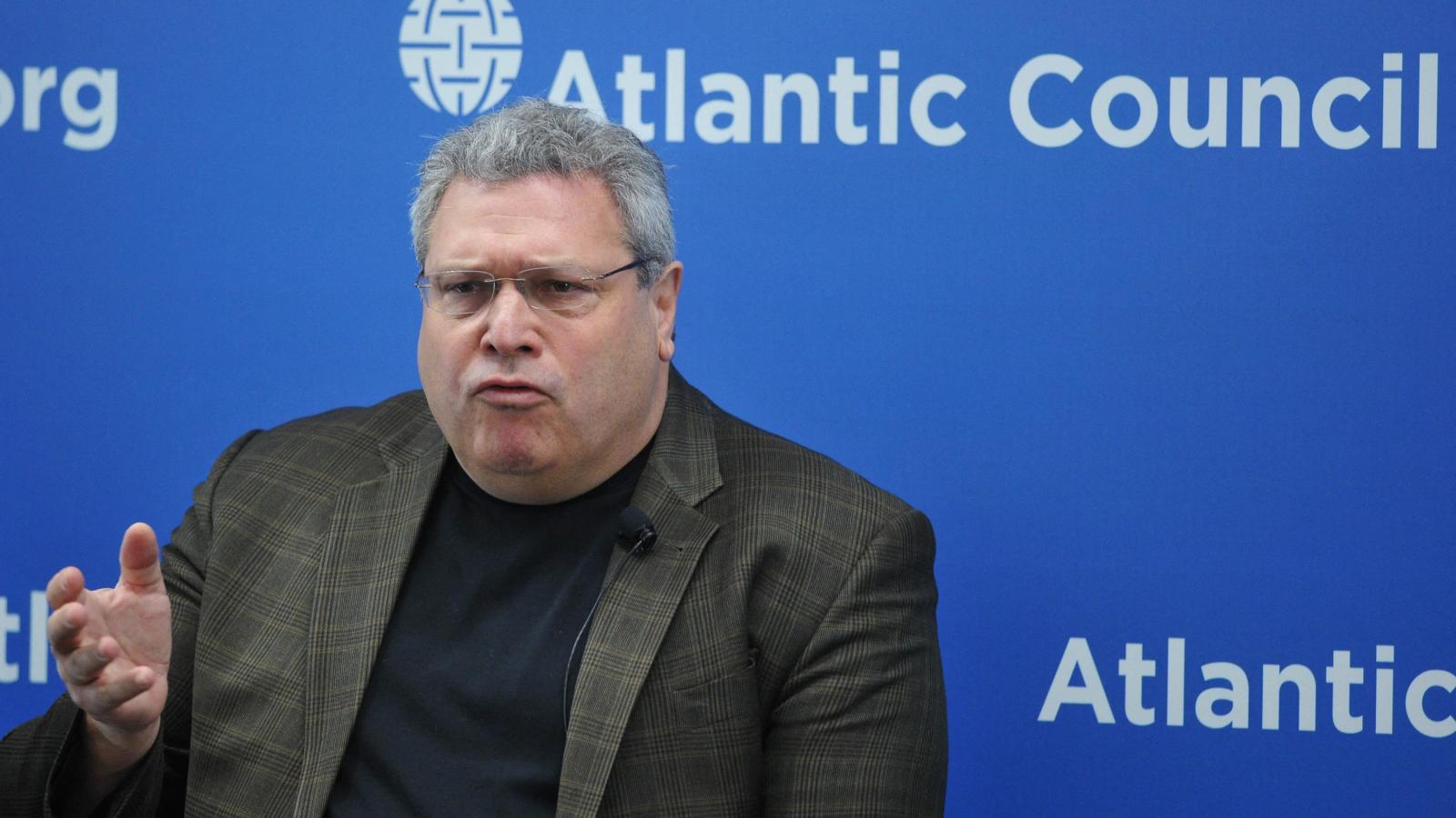 Robert Kagan amerikai történész szerint a hidegháború gyerekjáték volt ahhoz képest, ami most jön