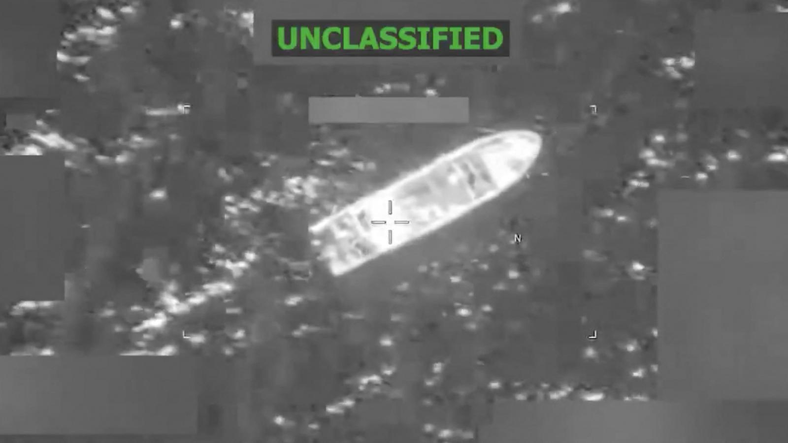 Három ember meghalt, amikor feltételezett drogcsempész hajóra mért csapást az amerikai hadsereg