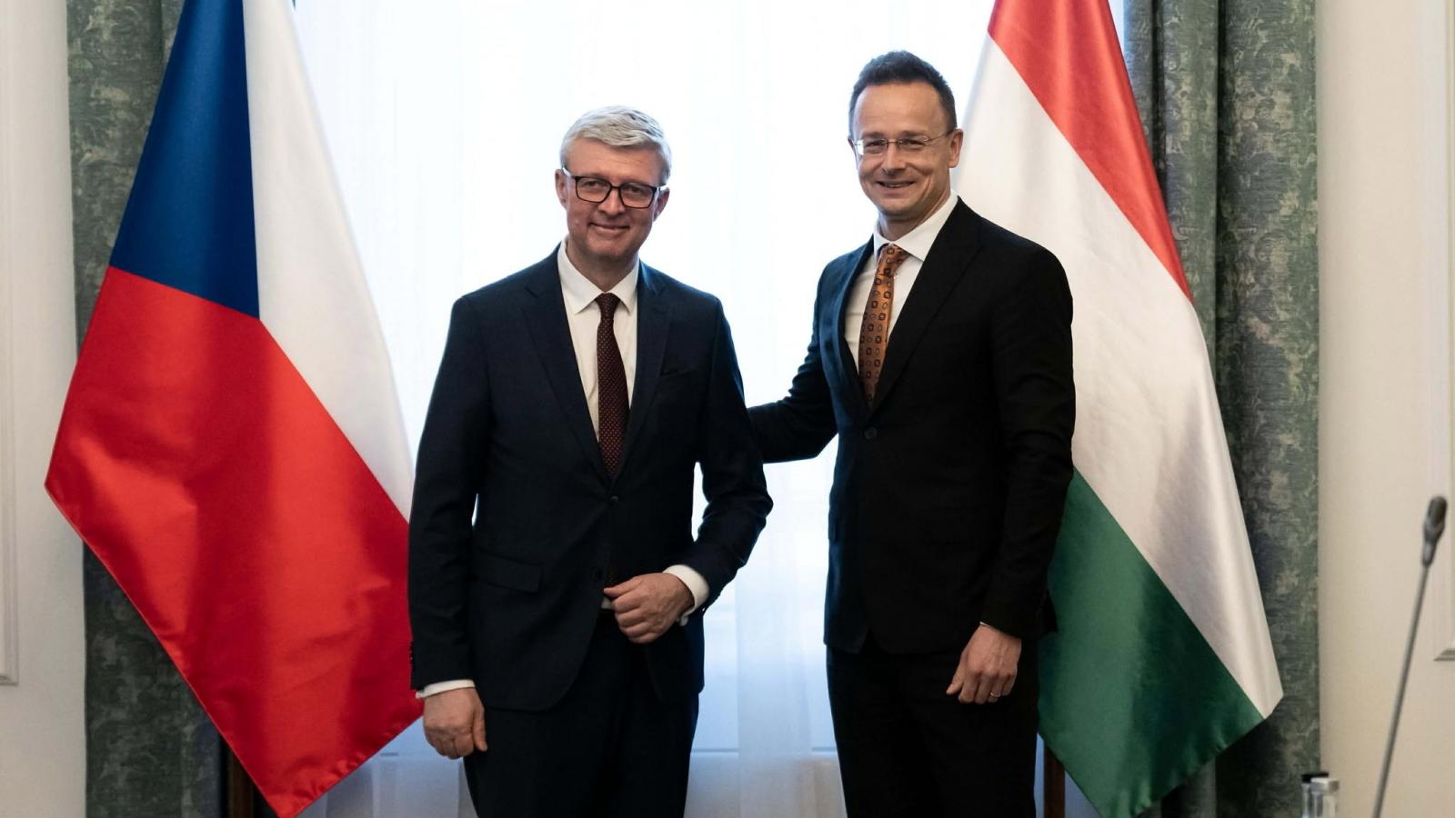 A csehek szóltak, hogy nem csatlakoznak Orbán-kormányhoz az Oroszország elleni szankciócsomag vétójában