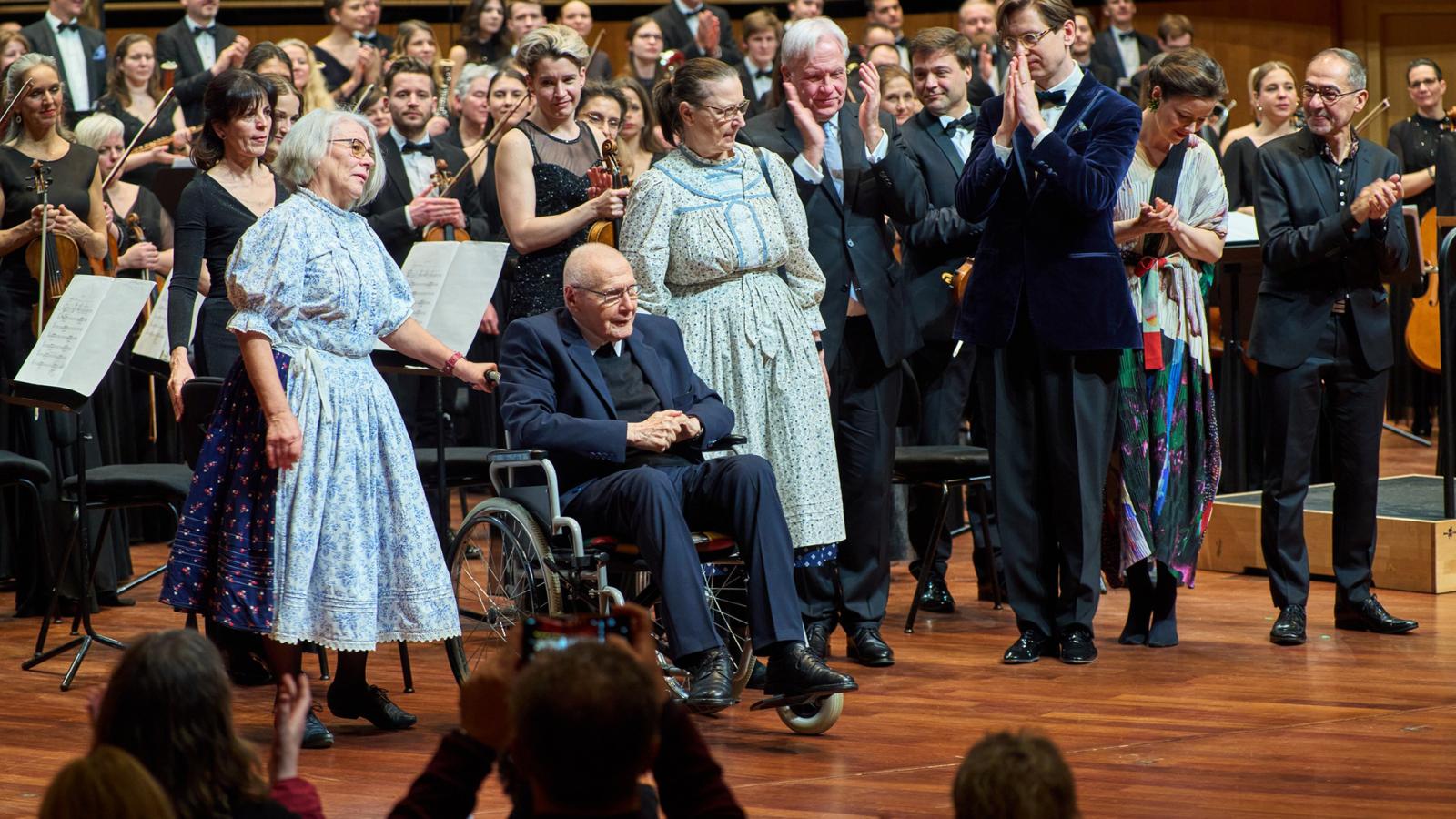 Kurtág György a Müpa színpadán a századik születésnapján