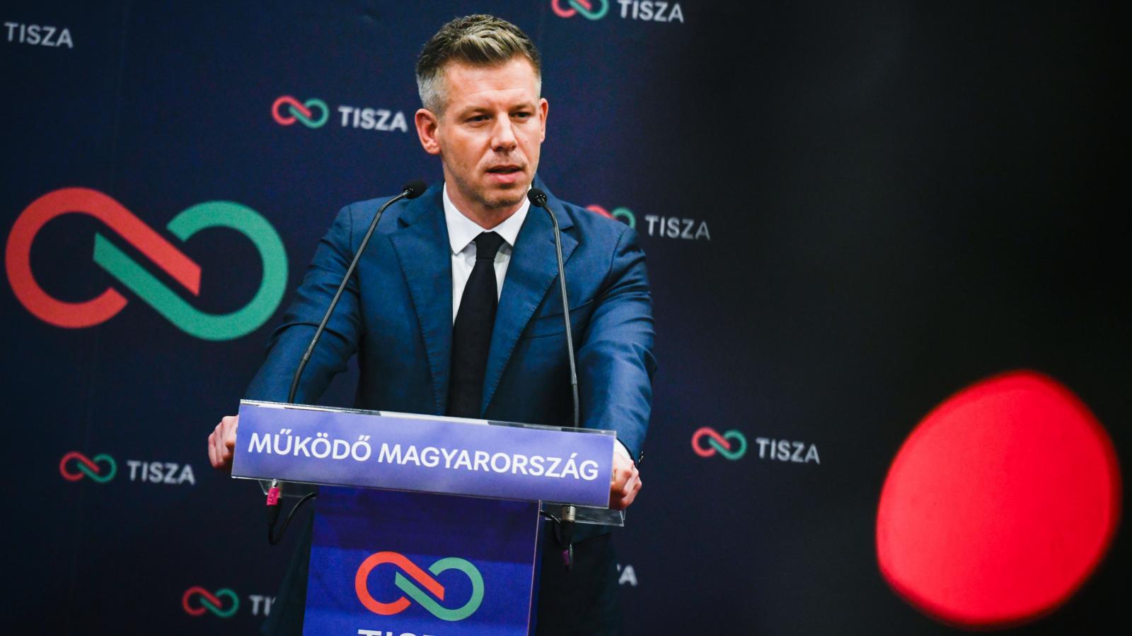 Magyar Péter: Csütörtöktől nyilvánosság elé állnak a gödi akkugyár tanúi