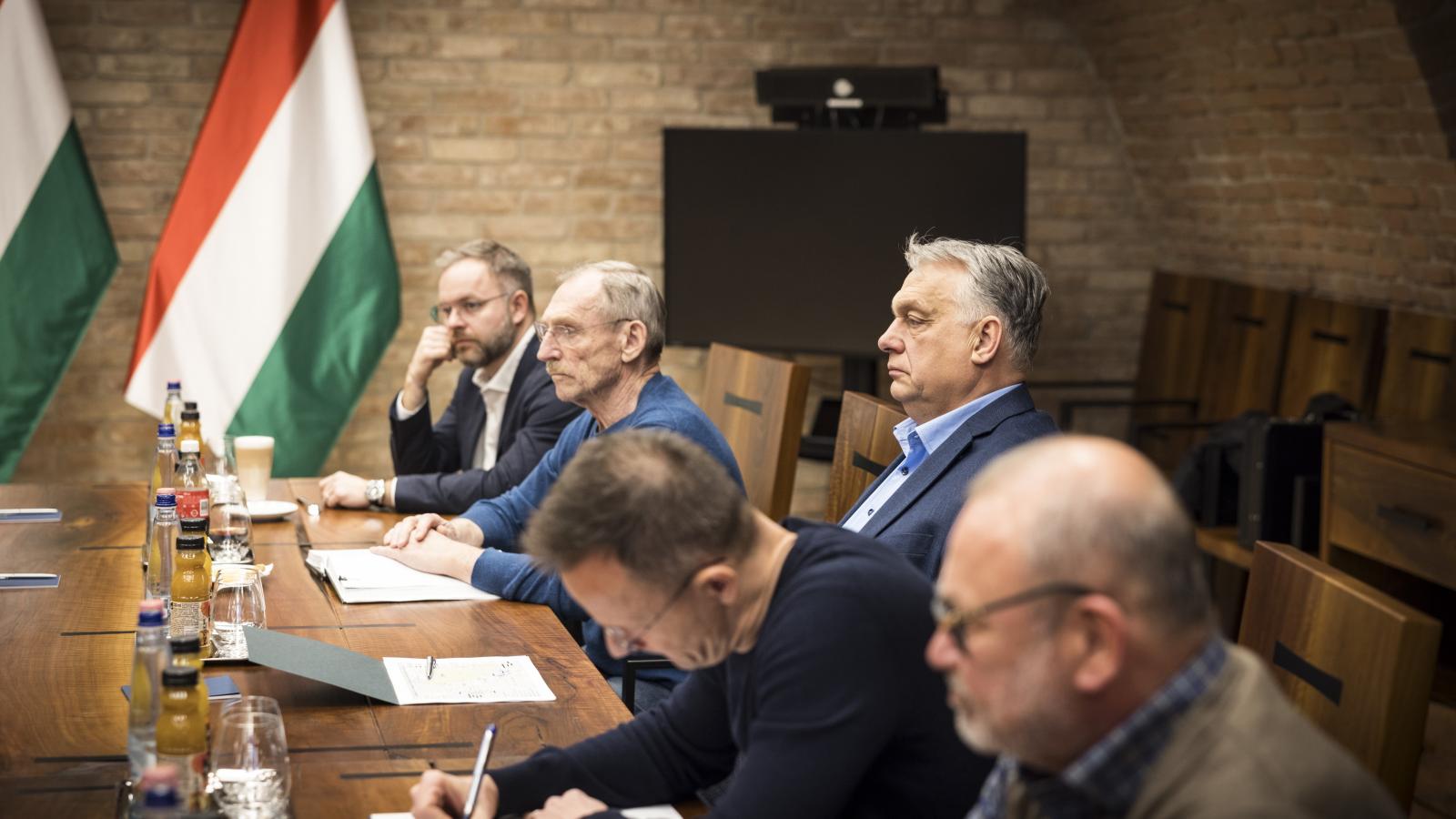 Orbán Viktor a Védelmi Tanács 2026. február 28-i ülésén