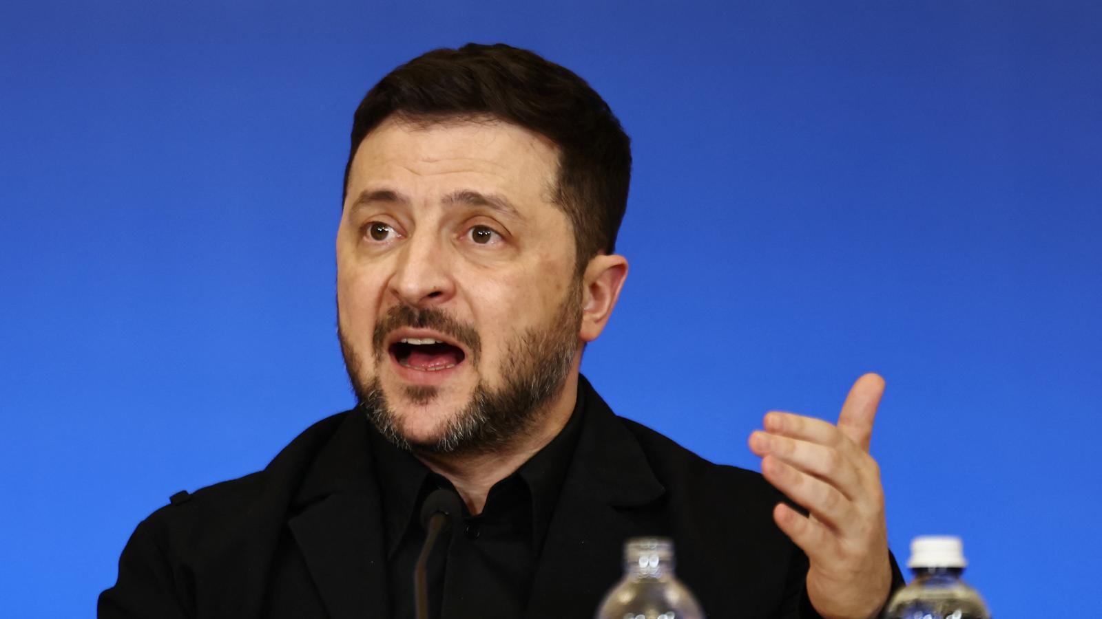 Volodimir Zelenszkij: Orbán Viktor Európában súlytalan, vereséget fog szenvedni a parlamenti választáson