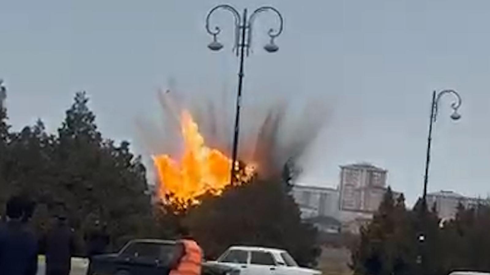 Azerbajdzsán válaszlépést ígér, miután négyen megsérültek egy iráni dróntámadásban