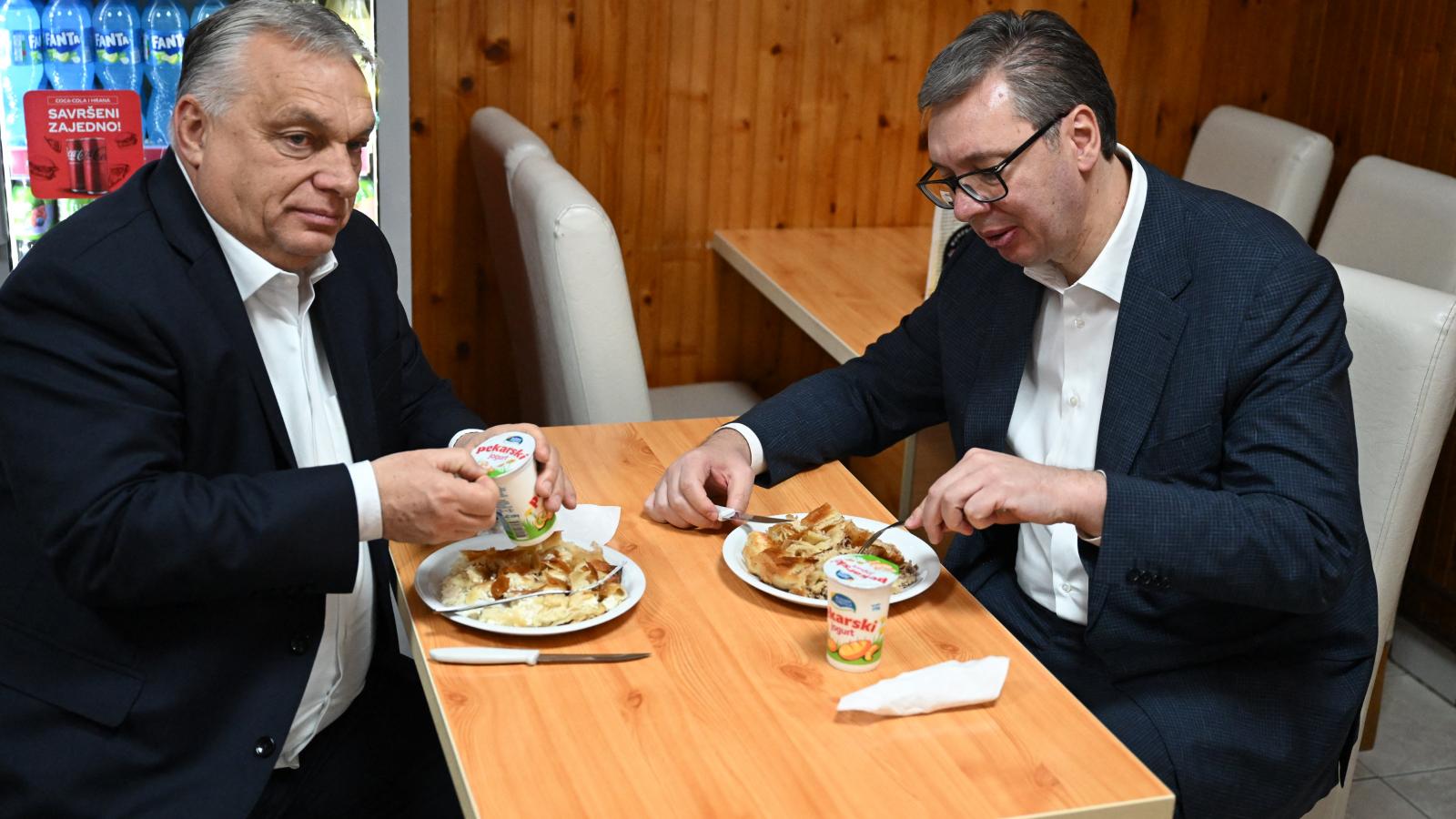 Aleksandar Vučić nagyon figyel Magyarországra, ha Orbán Viktor veszít, nem fog sietni a szerb parlamenti választás kiírásával