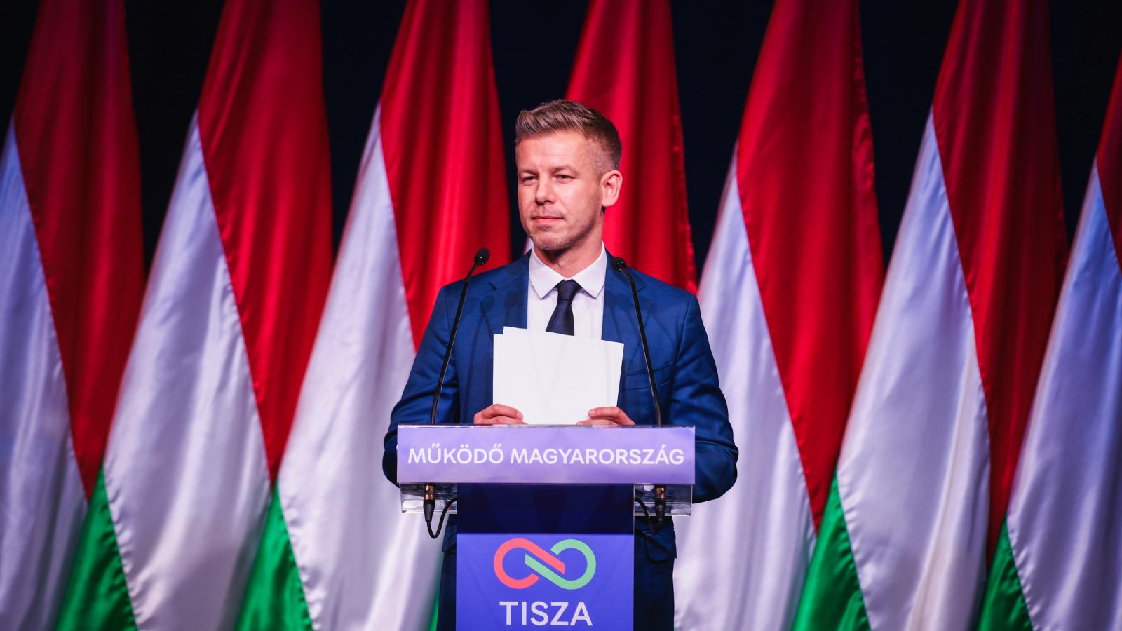 Magyar Péter leszögezte, egy magyart sem fenyegethet egy külföldi állami vezető sem