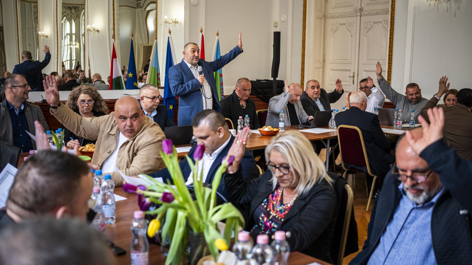 Elegük lett a romáknak a Pintér-féle Belügyminisztériumból