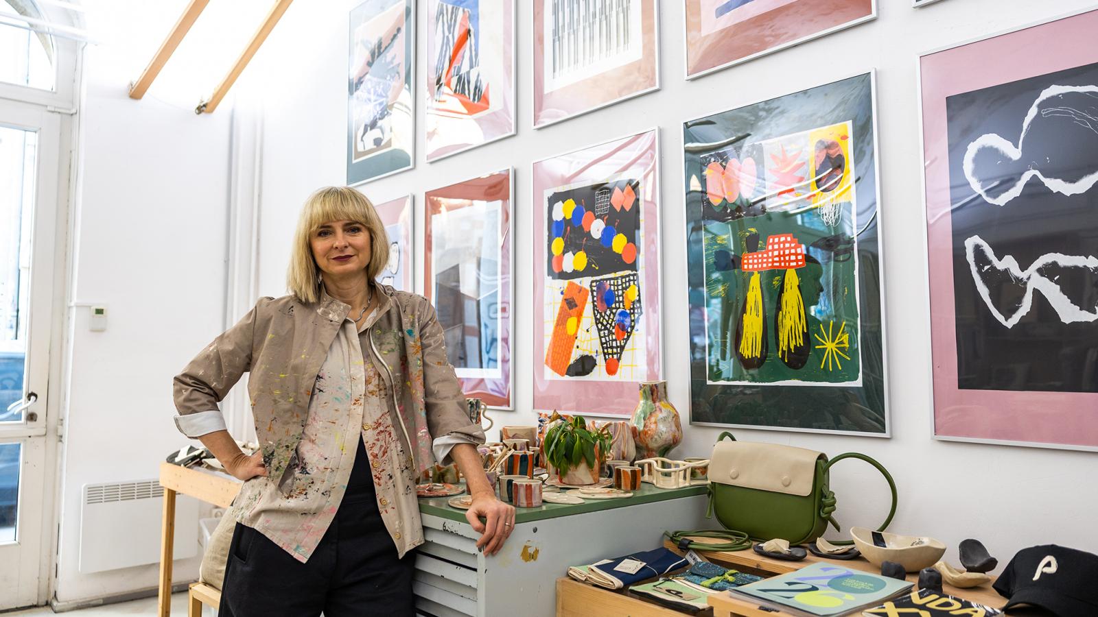 Pólóra nyomott identitás