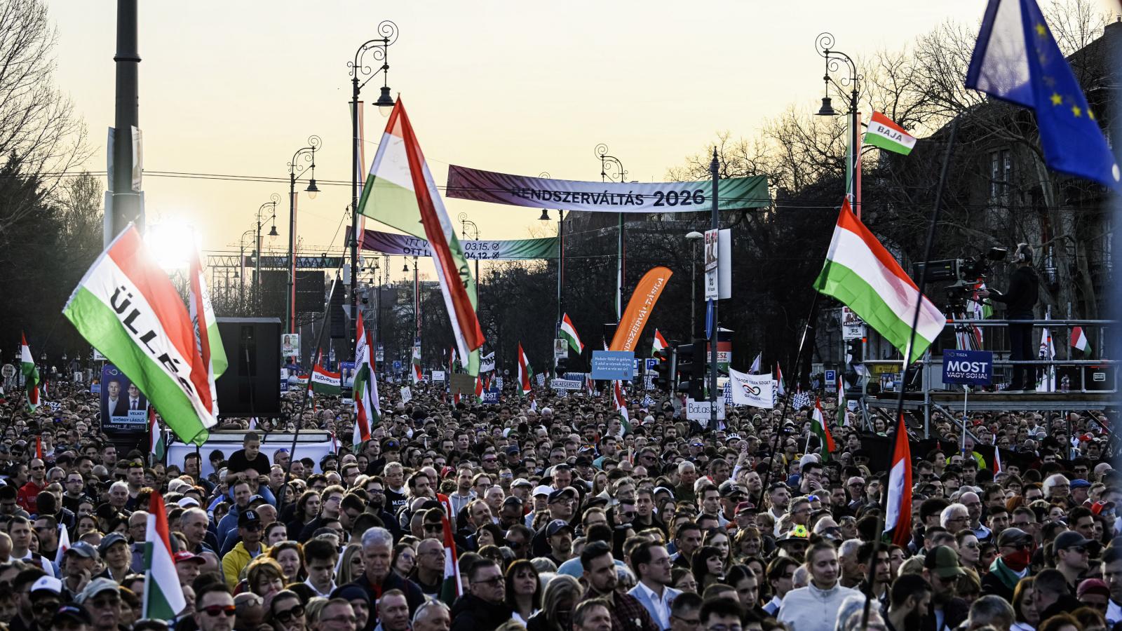 Nemzeti Menet - Tisza Párt