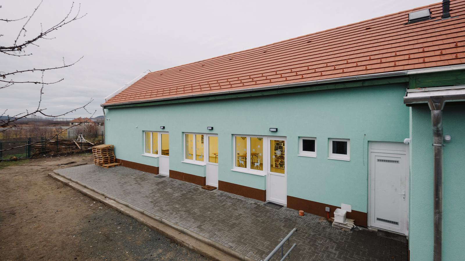 Az adományokból épült, akadálymentes új közösségi ház