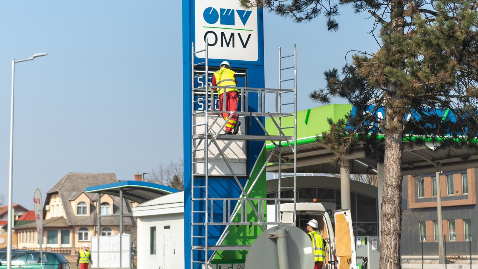 A „védett”, valamint a „piaci” üzemanyagárak közötti különbség egyre nő