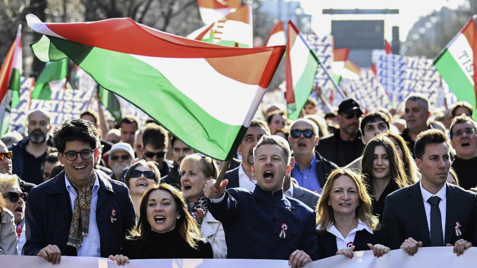Nemzeti Menet - Tisza Párt