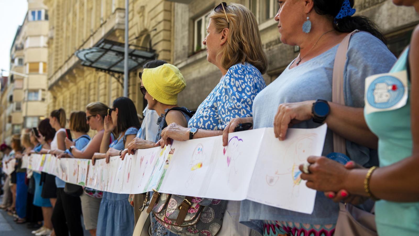 Nincs költségvetési fedezet  a nevelést-oktatást segítő iskolai és óvodai dolgozók bérrendezésére, a PDSZ megkezdi a sztrájk előkészítését