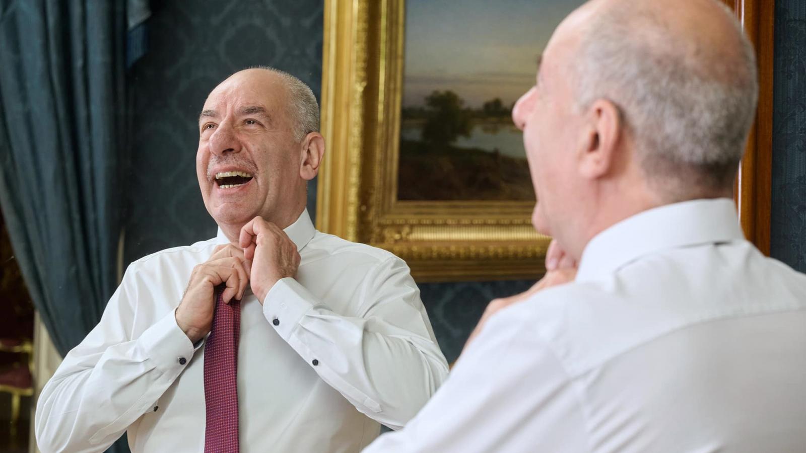 Már nem tudni, hogy Sulyok lejáratja magát, vagy mások teszik ezt vele