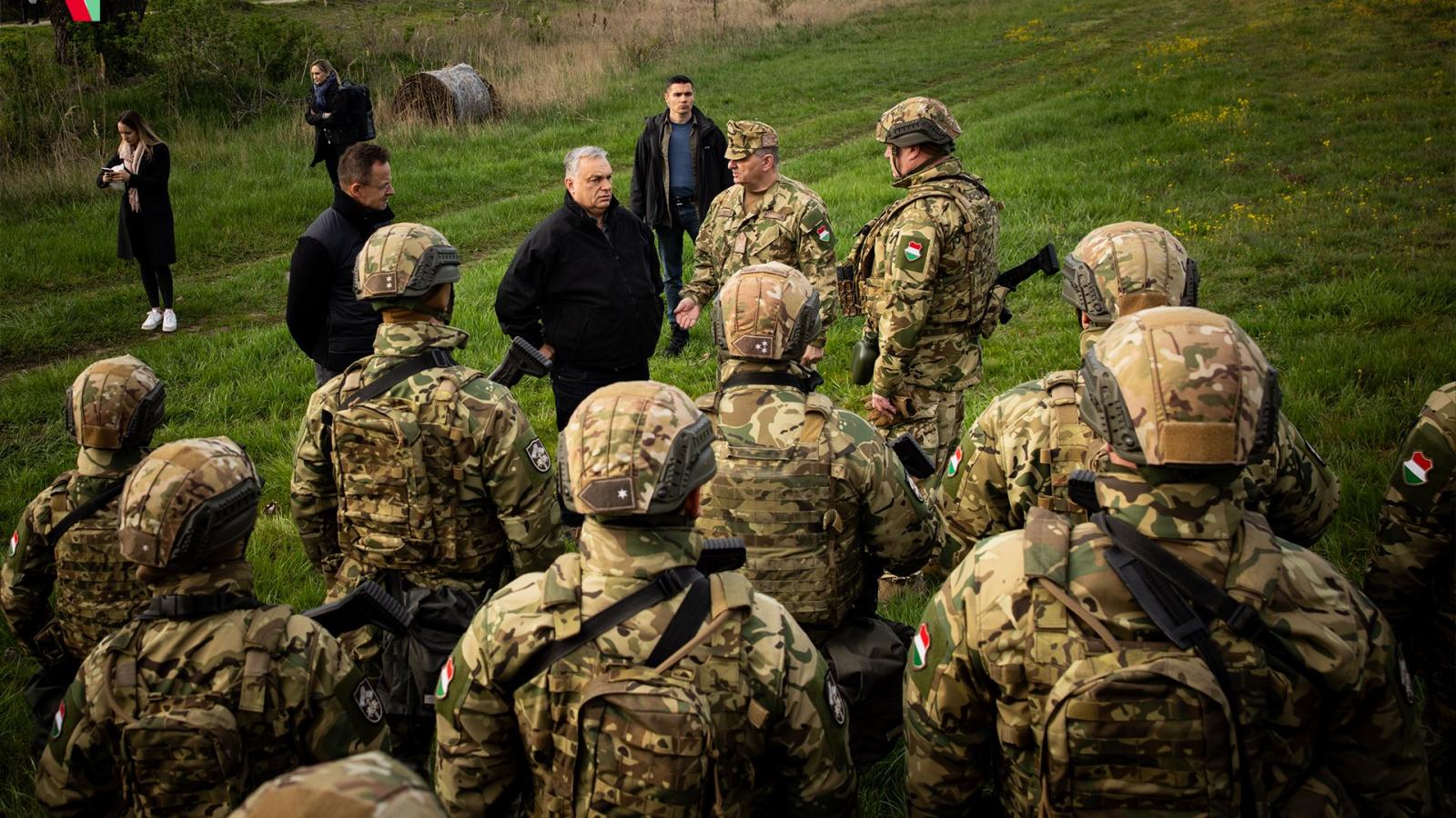 A Fidesz lemaradt mozgósításban a Tisza Párt mögött, de sokan már a valódi veszélyt se hinnék el Orbán Viktornak
