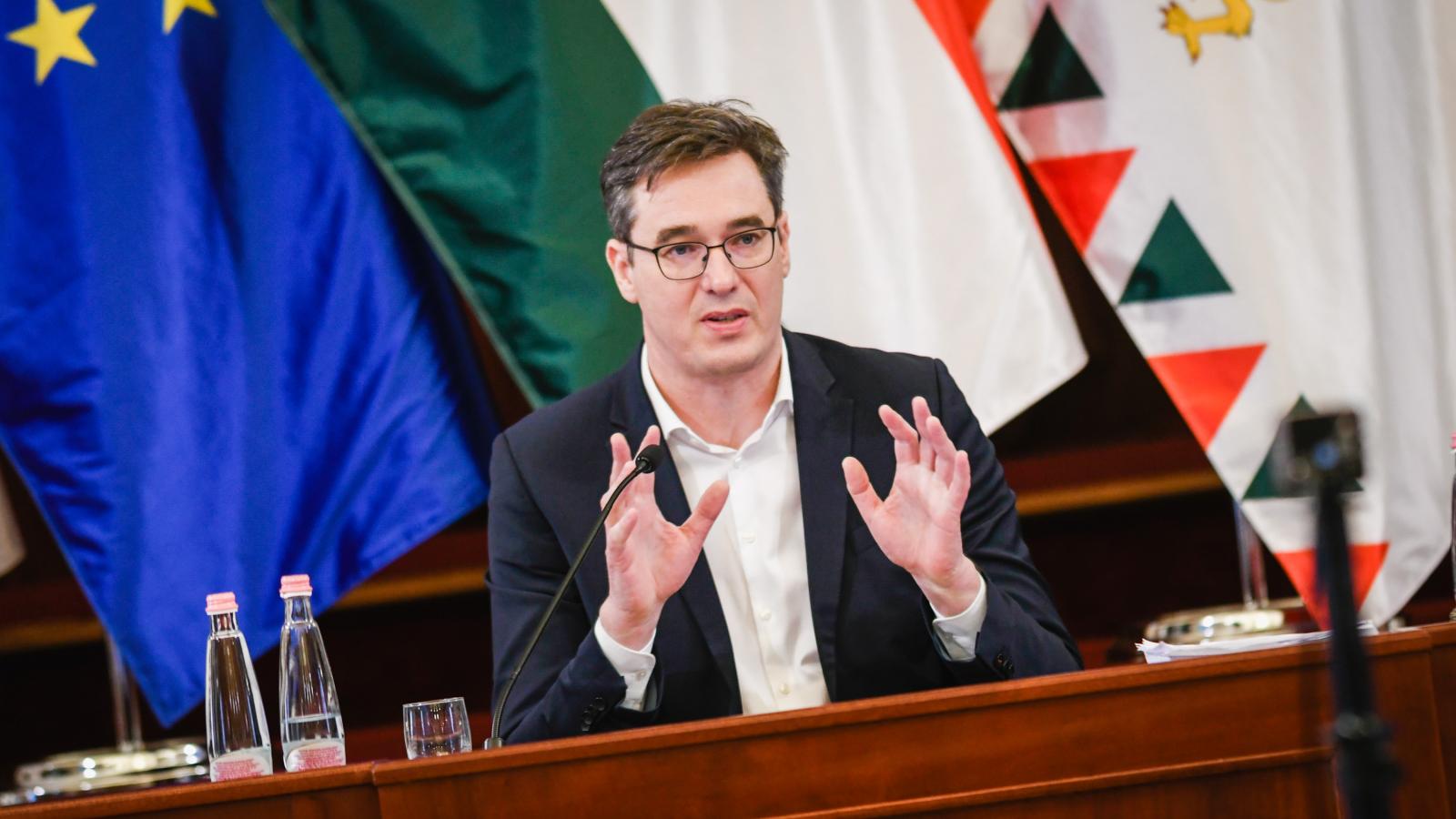 Karácsony Gergely a Fővárosi Közgyűlésen február 25-én.