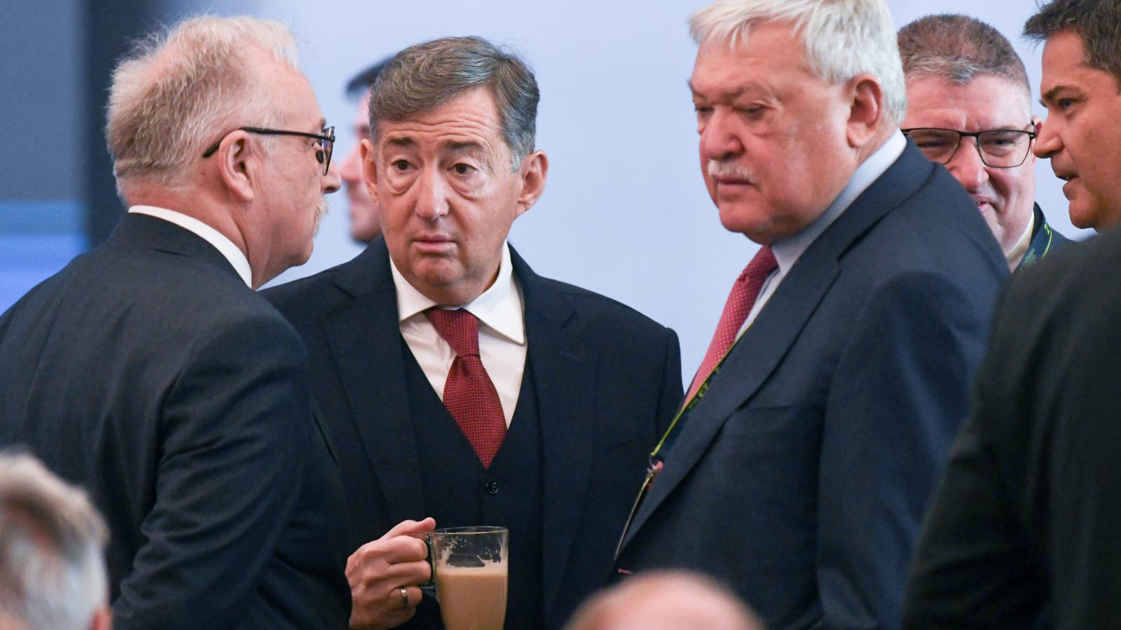 Hernádi Zsolt, Mészáros Lőrinc és Csányi Sándor - Korábbi felvétel 