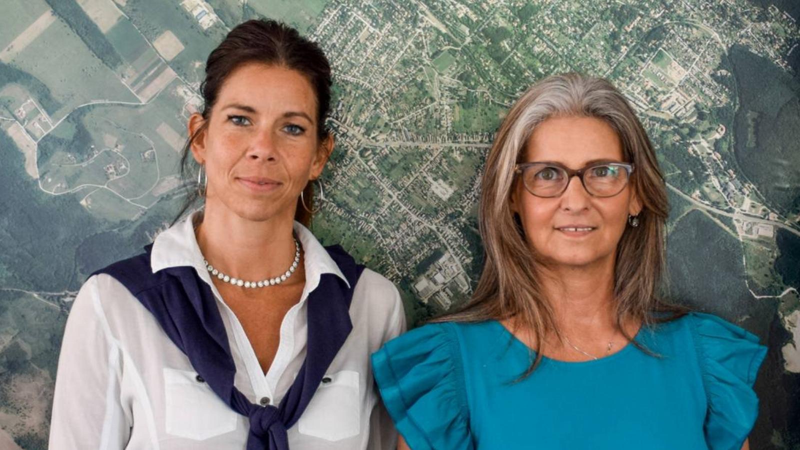 Thumáné Kauzál Melinda, Piliscsaba polgármestere és Juhász Andrea a jegyző kinevezésekor, 2024-ben