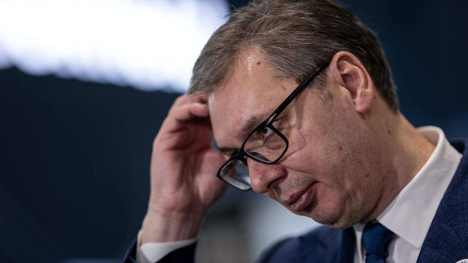 Vučić most nagyon csendben van hátizsák­ügyben