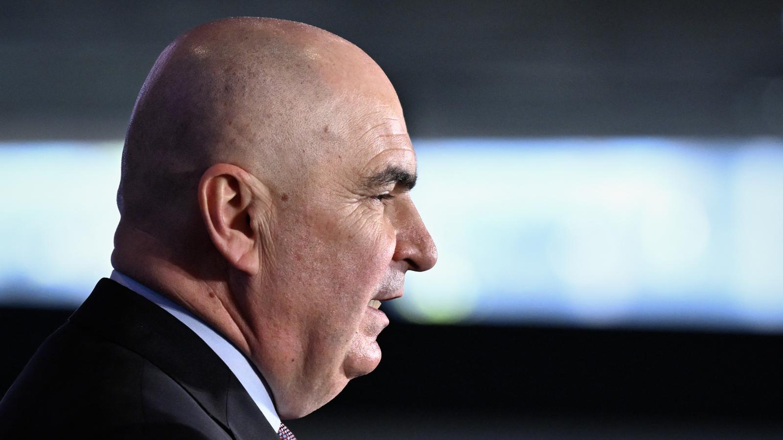 Ilie Bolojannak lépnie kell