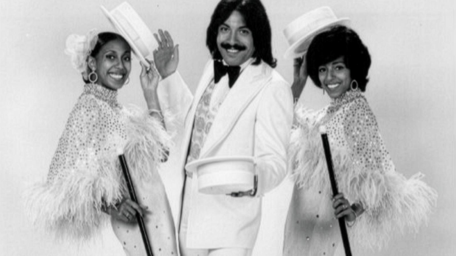 Tony Orlando és a Dawn 1974-ben,
a róluk elnevezett televíziós show-ban