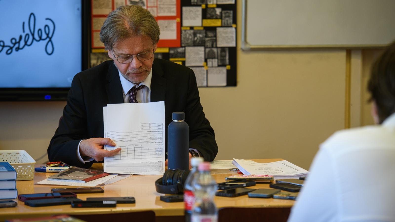 Magyar nyelv és irodalom érettségi vizsga a budapesti Berzsenyi Dániel Gimnáziumban május 4-én