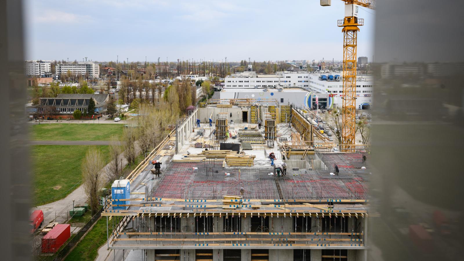 Átadási boom lesz az idén és jövőre is az újlakás-piacon. A KSH ma közli az első negyedév lakásépítési adatait
