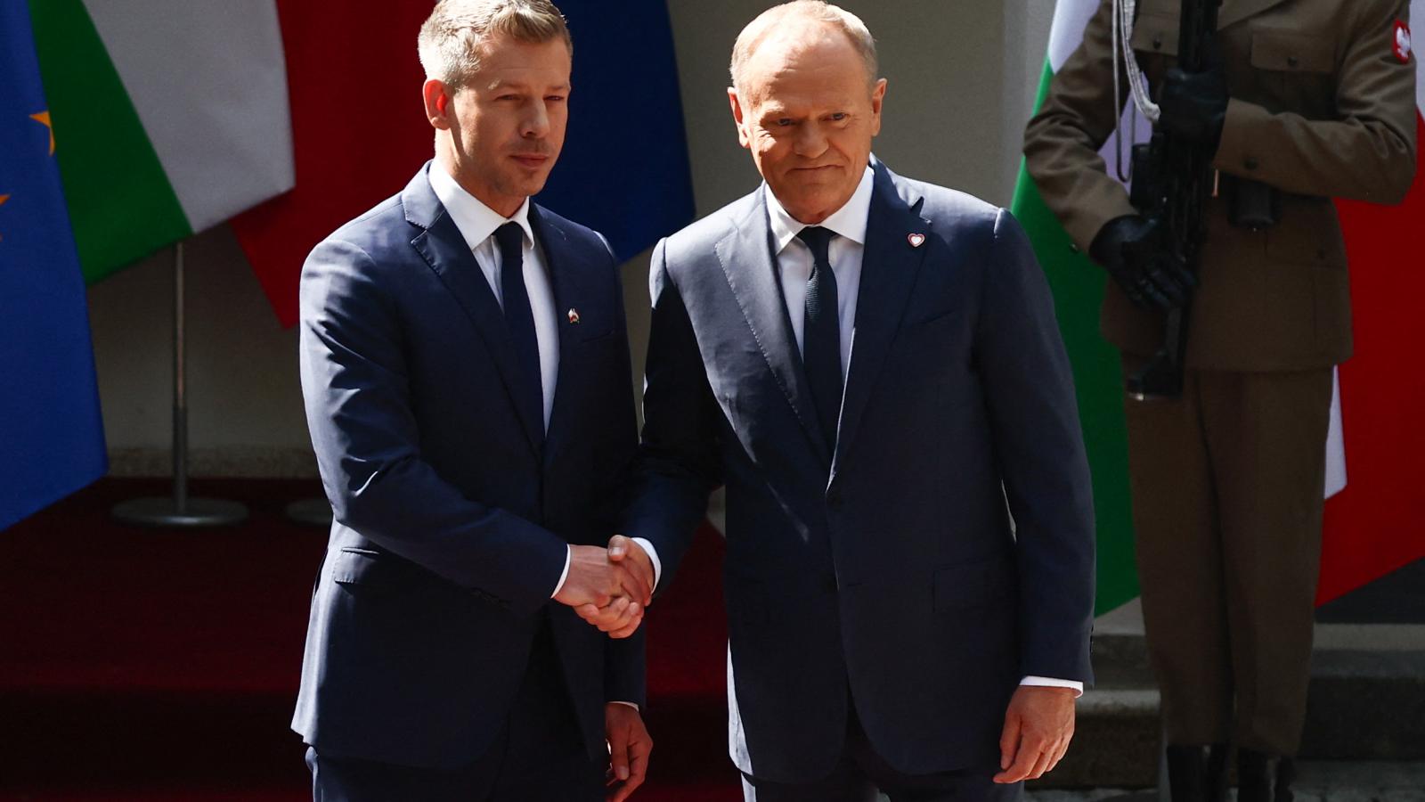 Magyar Péter és Donald Tusk Varsóban, 2026. május 20-án