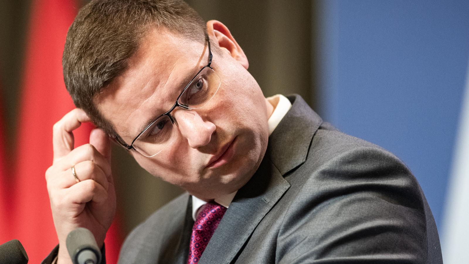 Gulyás Gergely, aki nem tagad meg, de tagad
