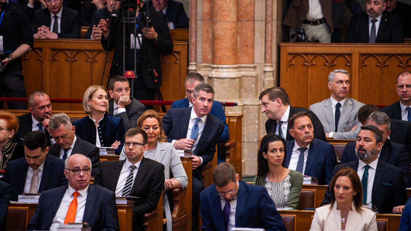 A Fidesz frakció a Parlamentben - Korábbi felvétel 