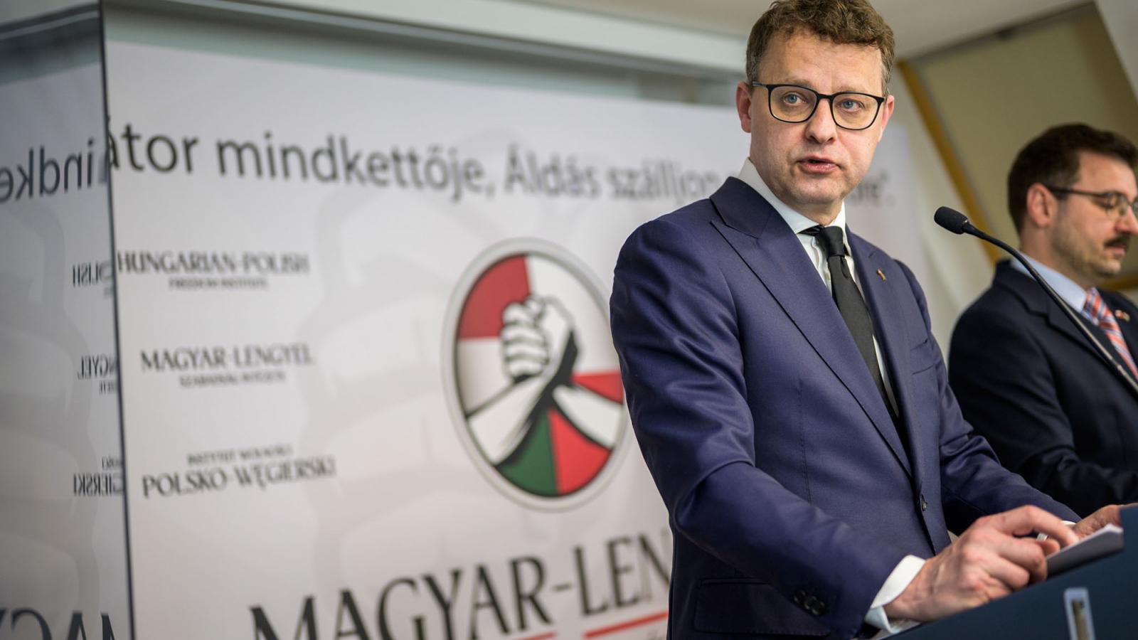 A korrupció vádja elől Magyarországra menekülő volt lengyel miniszterhelyettes, Marcin Romanowski.