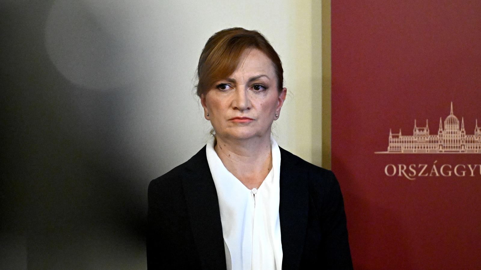 Bujdosó Andrea - Korábbi felvétel