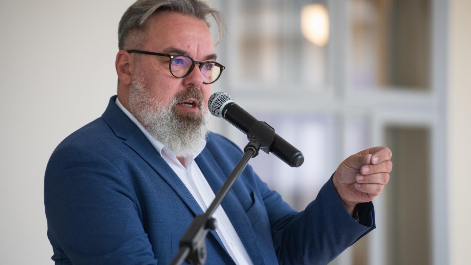 L. Simon László: Egy biztos, a tegnapi kongresszussal Orbán Viktor nem...