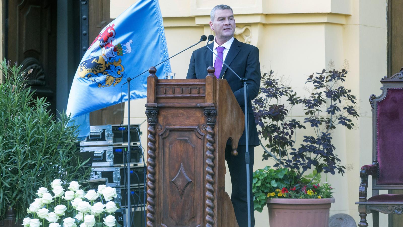 Botka László - Korábbi felvétel 