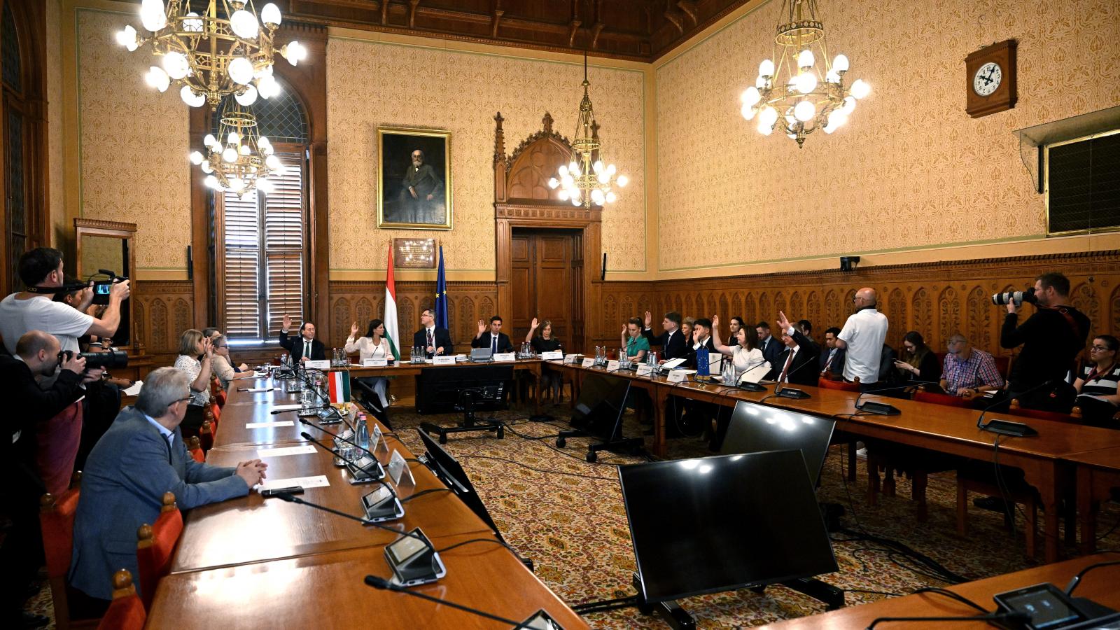 A művelődési bizottság ülése 2026. július 2-án