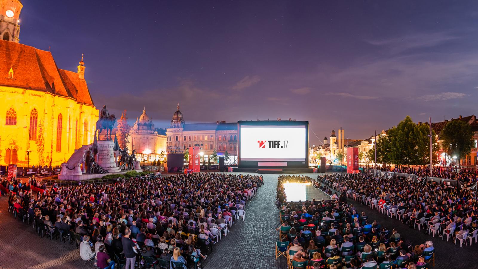  A kolozsvári nemzetközi filmfesztivál a város főterén