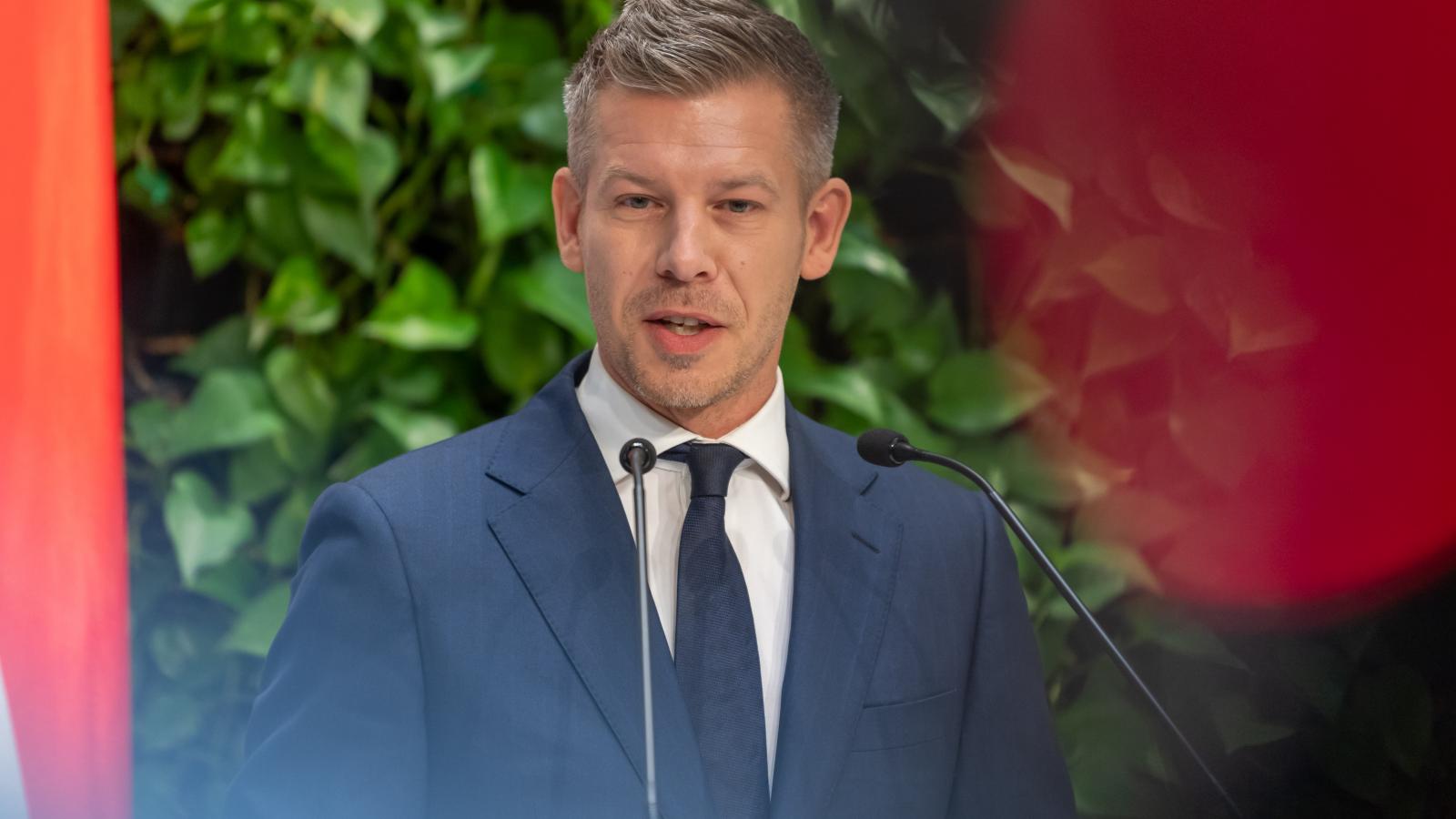Korábbi felvétel